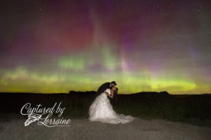 northern-lights-wedding-photo