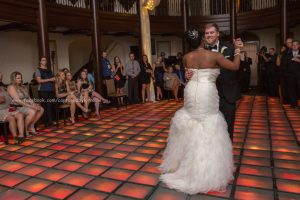 Wedding Birde Groom Dance Hotel Baker