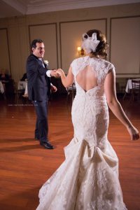 Bride groom first dance